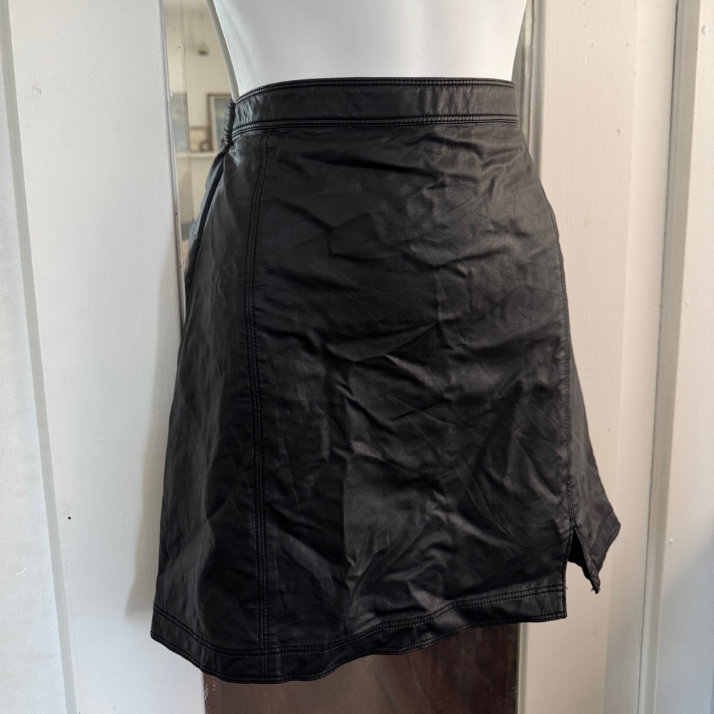 Abercrombie & Fitch vegan leather skirt